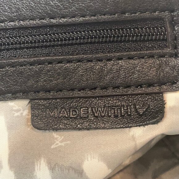 Aimee Kestenberg Nubuck Leather Snake Pattern Crossbody Bag Made with Love - Picture 6 of 11